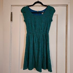 Green Lace Mini Dress Elastic Waist with back Zip  Size XS